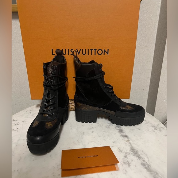 Louis Vuitton Desert Boots - Picture 2 of 5
